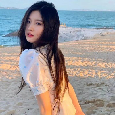 被职场压迫后我与首富姐姐重逢了